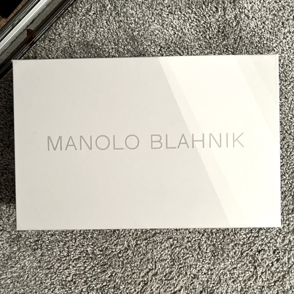 Manolo Blahnik Shoes - M. Blahnik @jhieslice